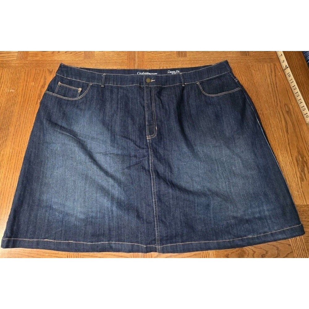Croft & Barrow STRETCH DARK WASH Blue DENIM SKORT SIZE 24W